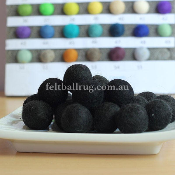 Buy 0.78 (2 cm) Felt Balls - Available In 60 Beautiful Colors. – Felt Ball  Rug USA