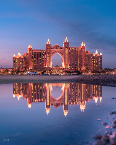 Atlantis The Palm Dubai, United Arab Emirates at night