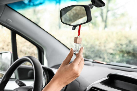 9 Best Essential Oils For Car Freshener - A Pleasant Road Trip