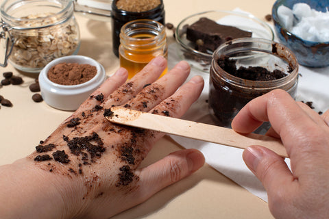 Cocoa body scrub DIY recipe