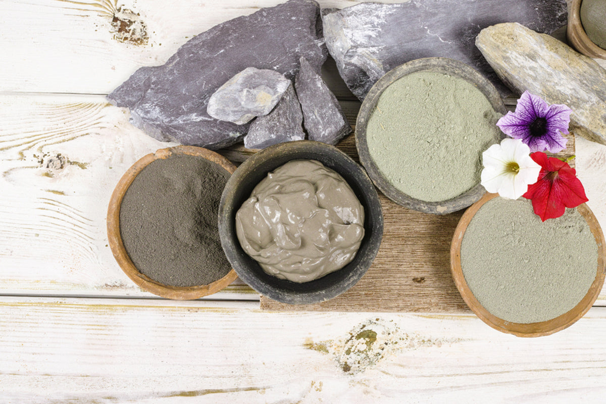 8-amazing-dead-sea-mud-benefits-for-skin-problems-vedaoils