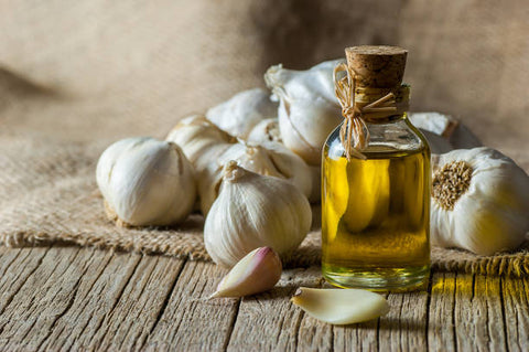 Garlic And Coconut Oil For Nails