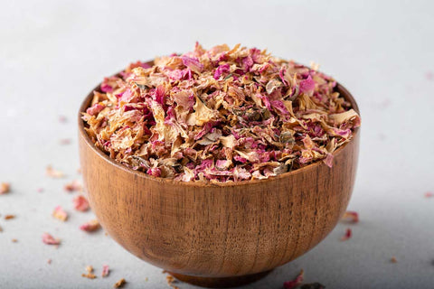 How To Use Dry Rose Petals