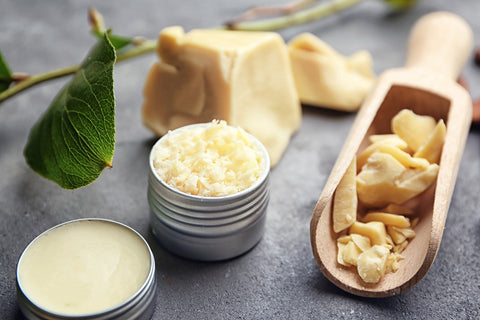 Homemade body butter with beeswax and shea butter • Eve Out of the Garden
