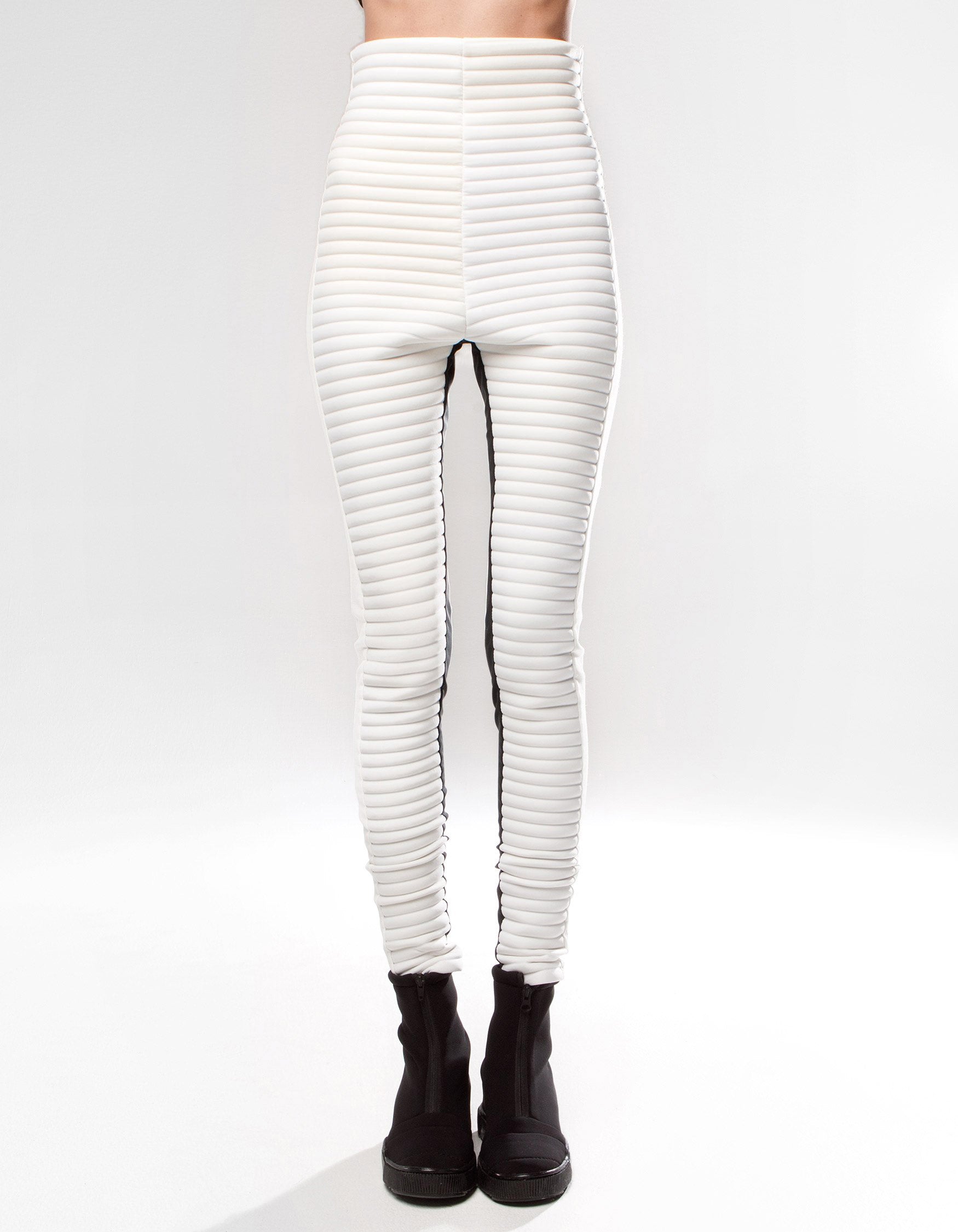 white ribbed leggings