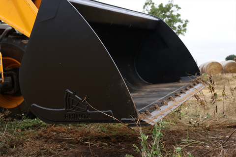 Rhinox Telehandler Bucket - with Bolt on Blade. Fitted to a JCB Telehandler