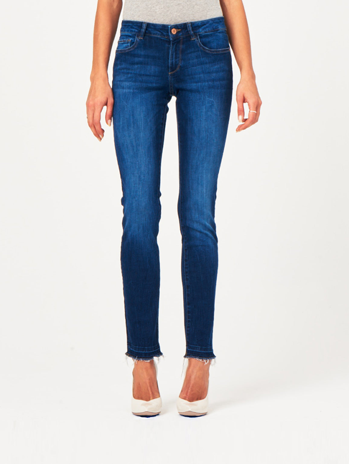 dl1961 coco curvy straight leg jeans