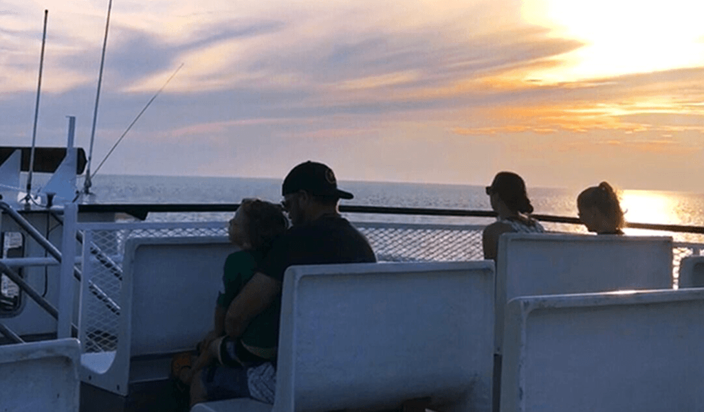 family-ferry-boat-sunset-door-county