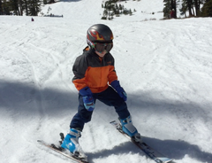 kids learning to ski