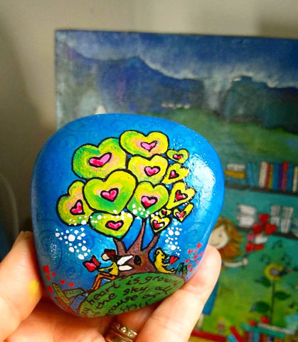 book lover painted rock naive art Sussi Louise online blog Christine Onward art promote sale australia 