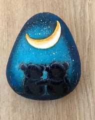 painted rock teddy moon light happy home decoration Christel de Laroche