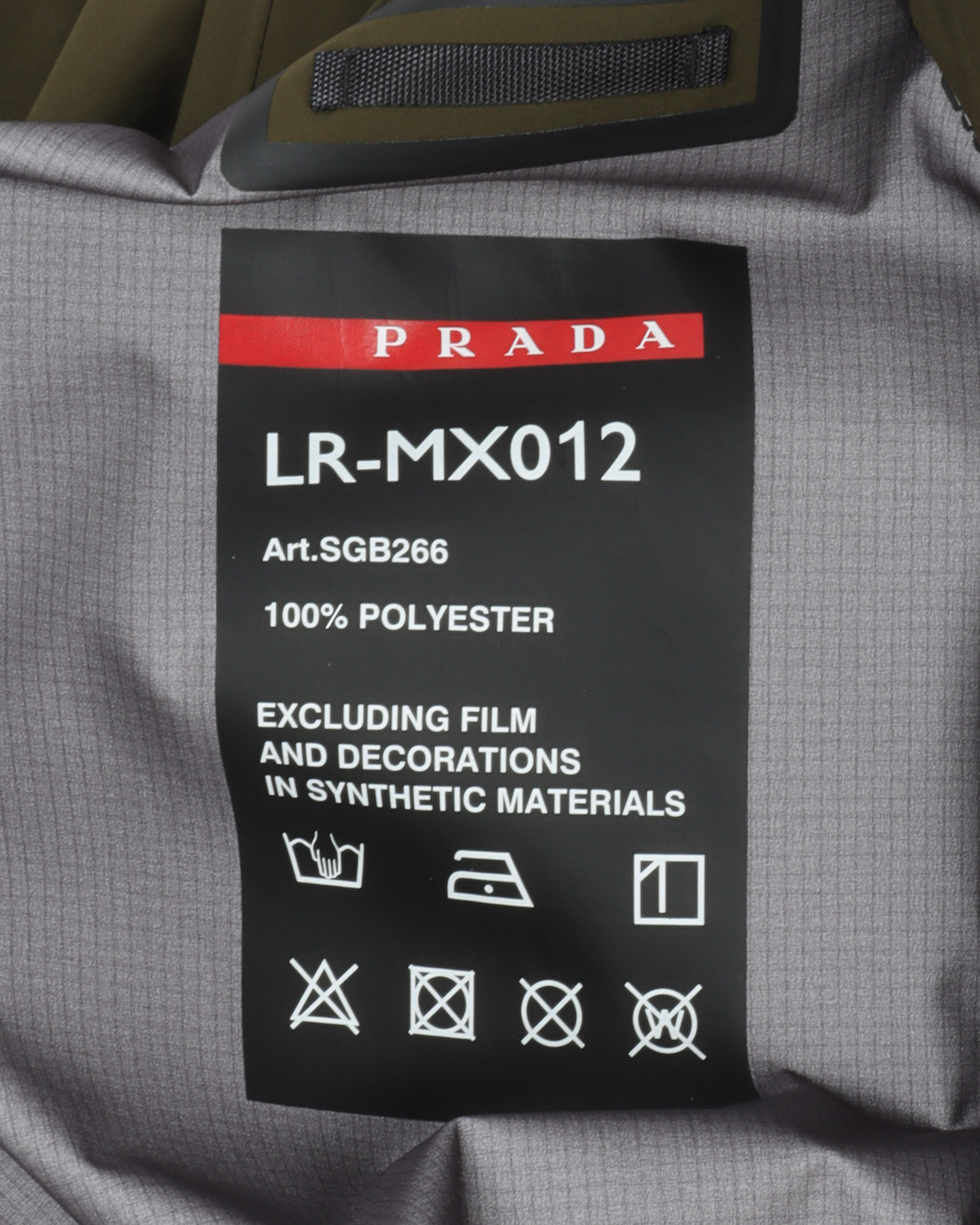 1998ss prada sport Gore-Tex half zip-