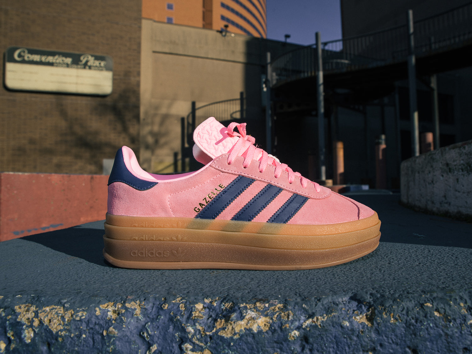 Voortdurende plaats Geniet Adidas Women's Gazelle Bold 'Pink Glow' – Unheardof Brand