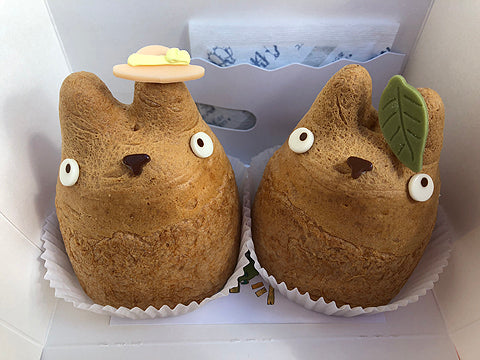 Totoro Cream Puffs at Shiro-hige Cream Puff Factory