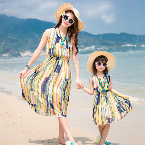 mom and daughter matching beach dresses