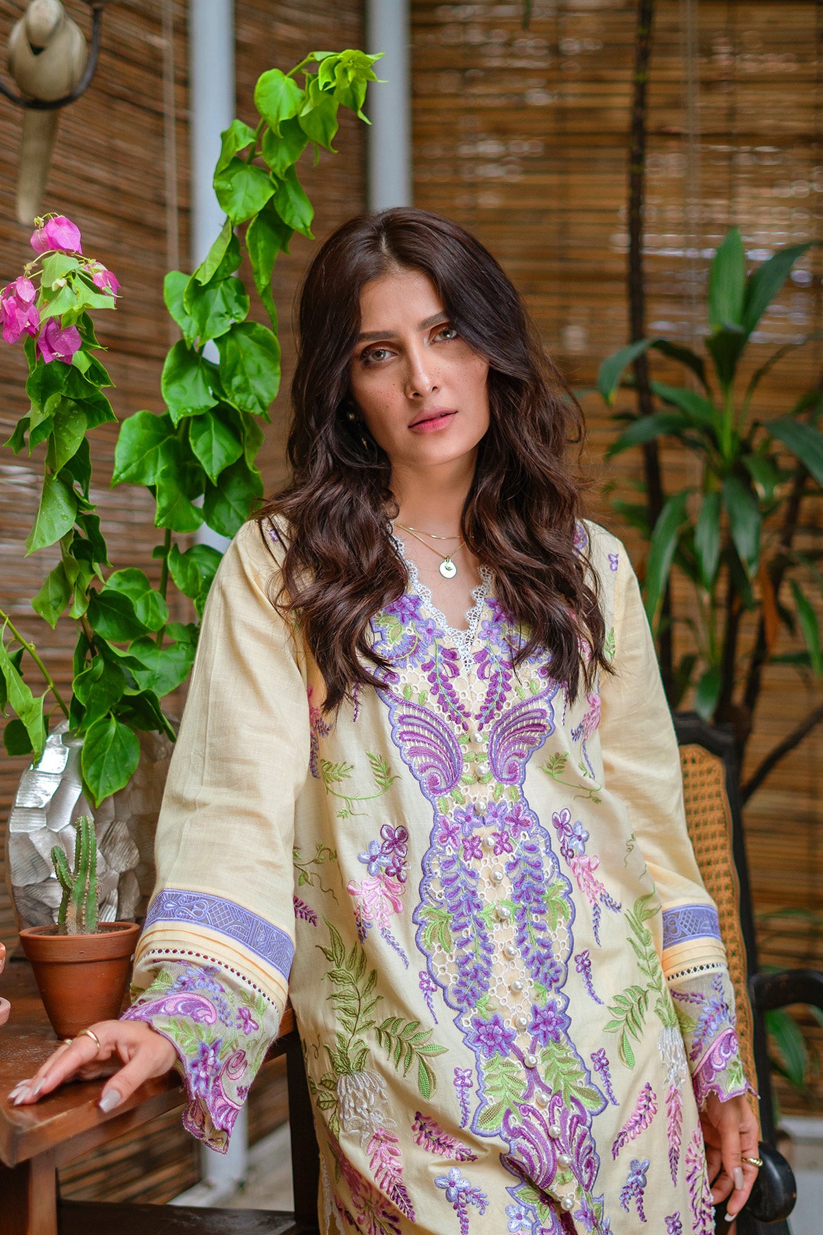 Ammara Khan – Luxury Fashion House – Pakistani Dress Designer