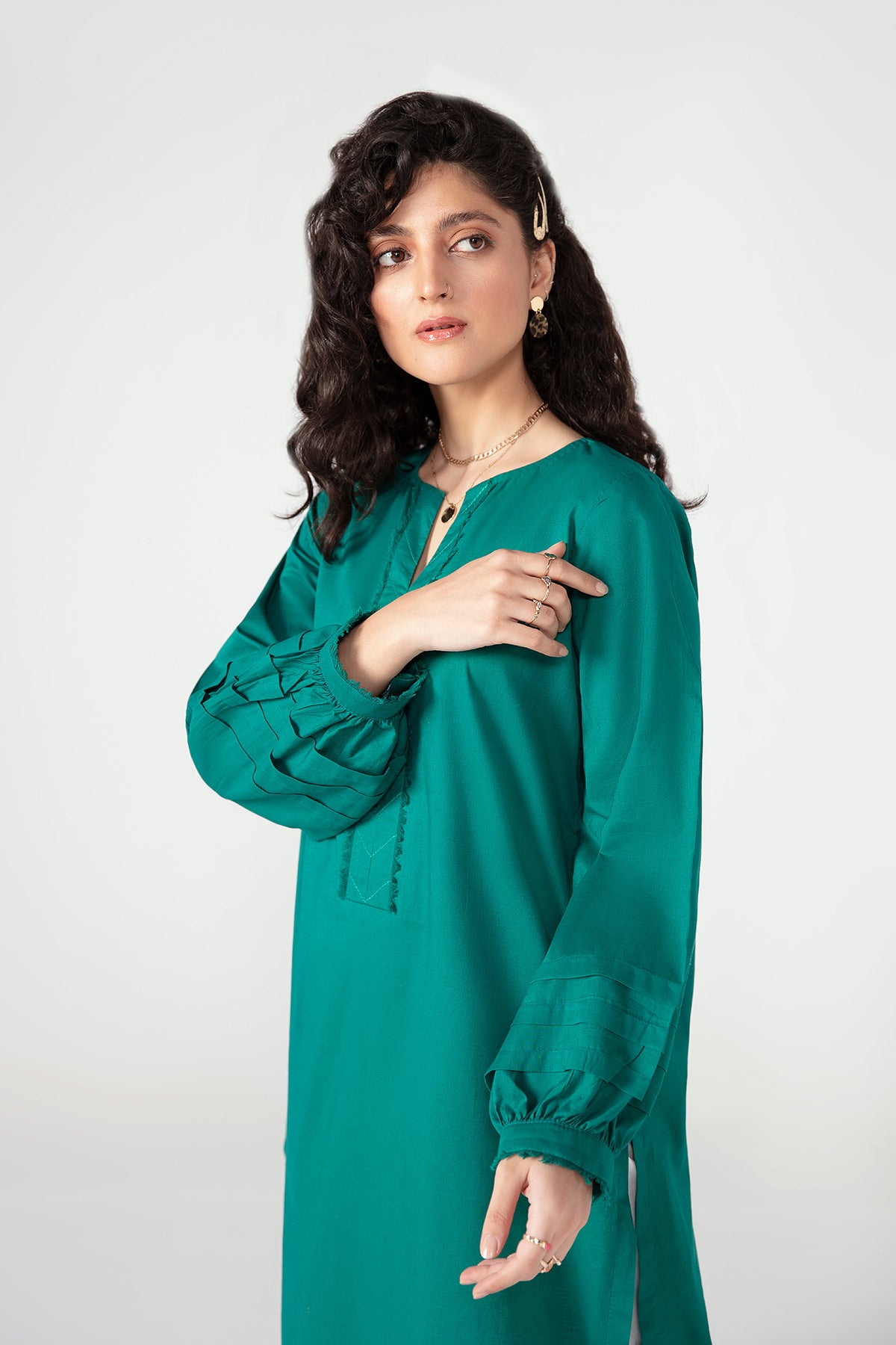 Ammara Khan – Luxury Fashion House – Pakistani Dress Designer