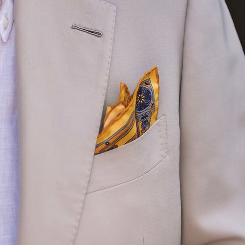 Man wearing Sunrise Milano pocket square