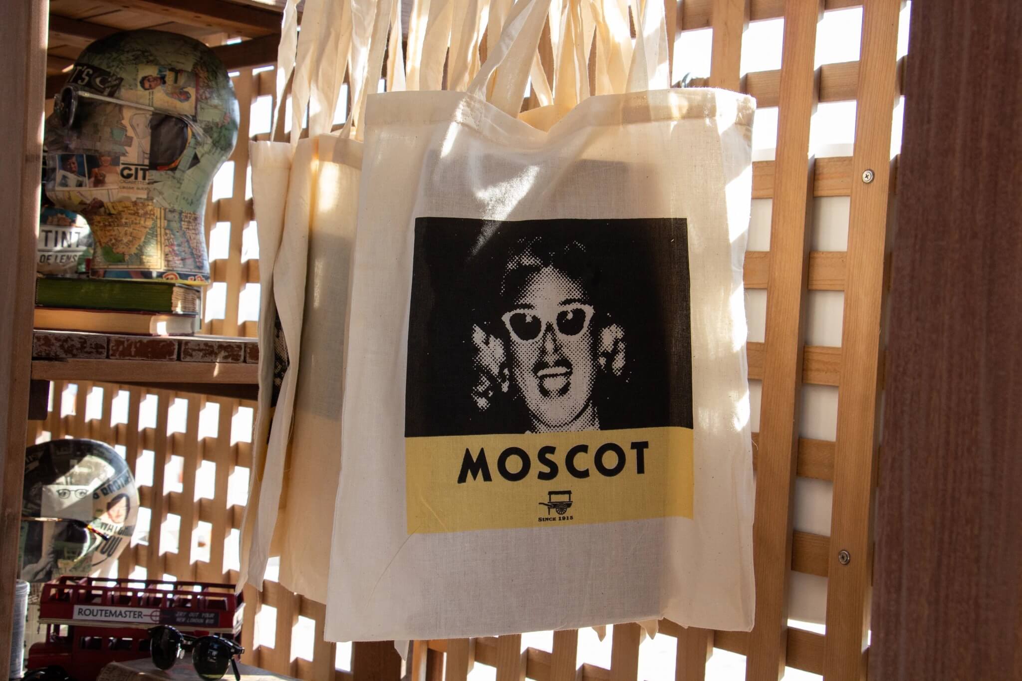 MOSCOT Goes to Montauk for the Summer!