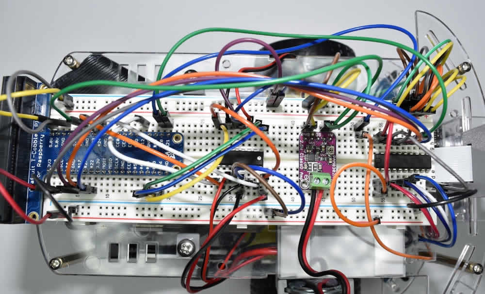 Breadboard wiring for mobile robot