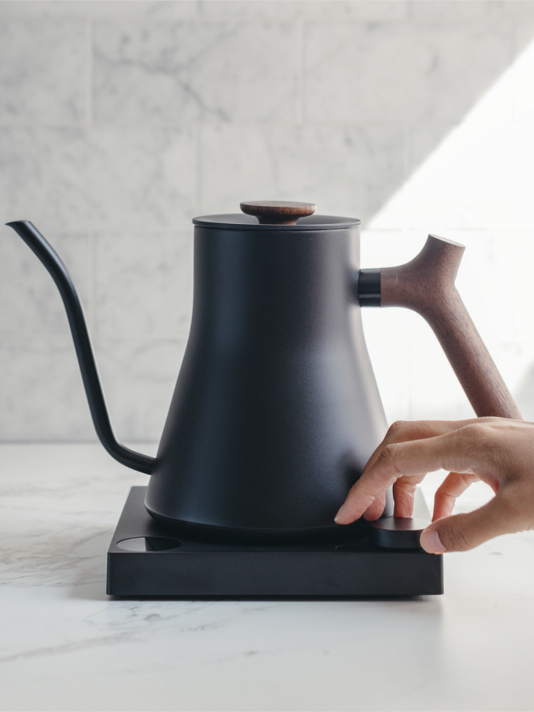 Fellow Stagg EKG Matte Black Electric Pour-Over Tea Kettle + Reviews