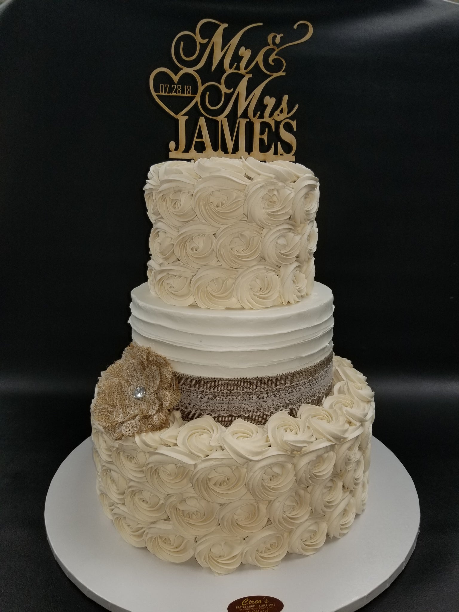 Burlap And Rosette Style Wedding Cake W186 Circo S Pastry Shop