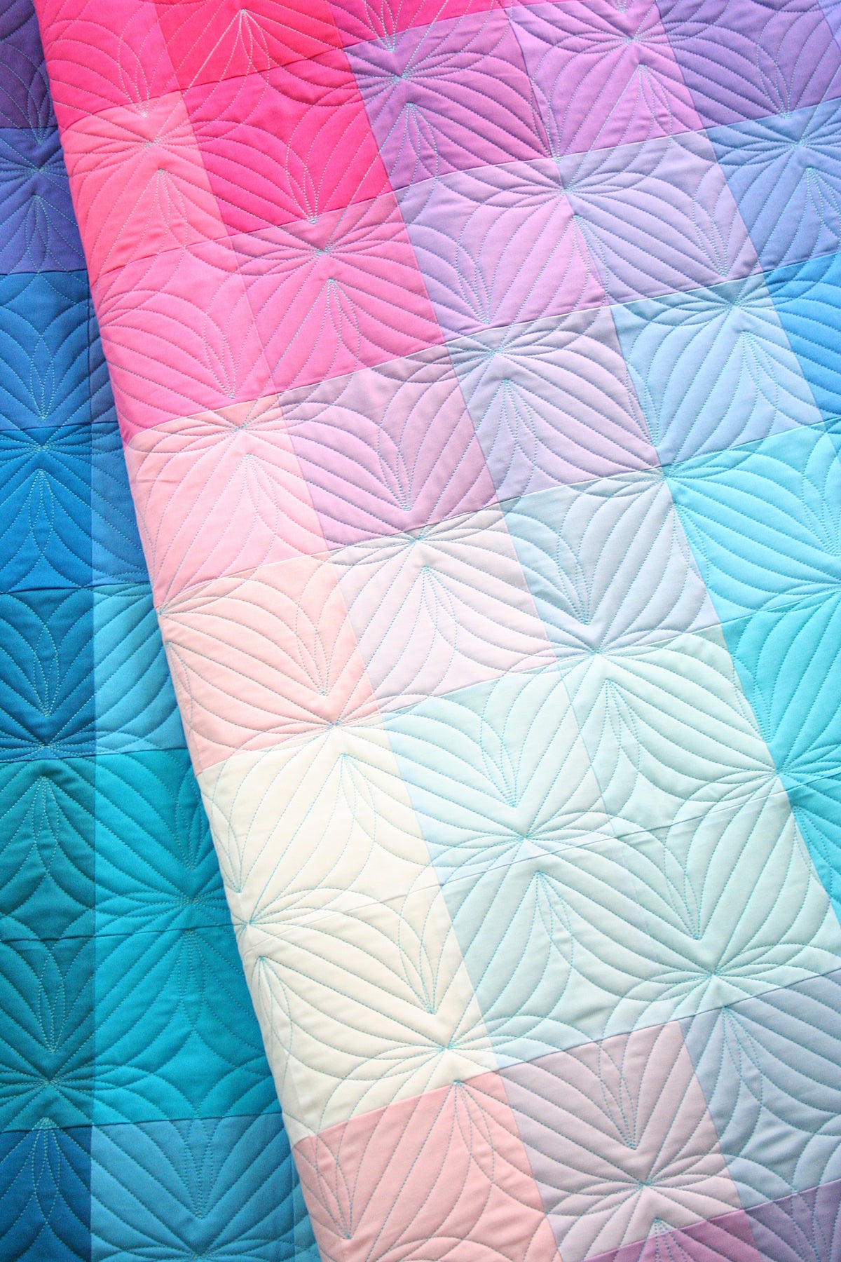 Gradient Grid Quilt: MBC - Sewfinity