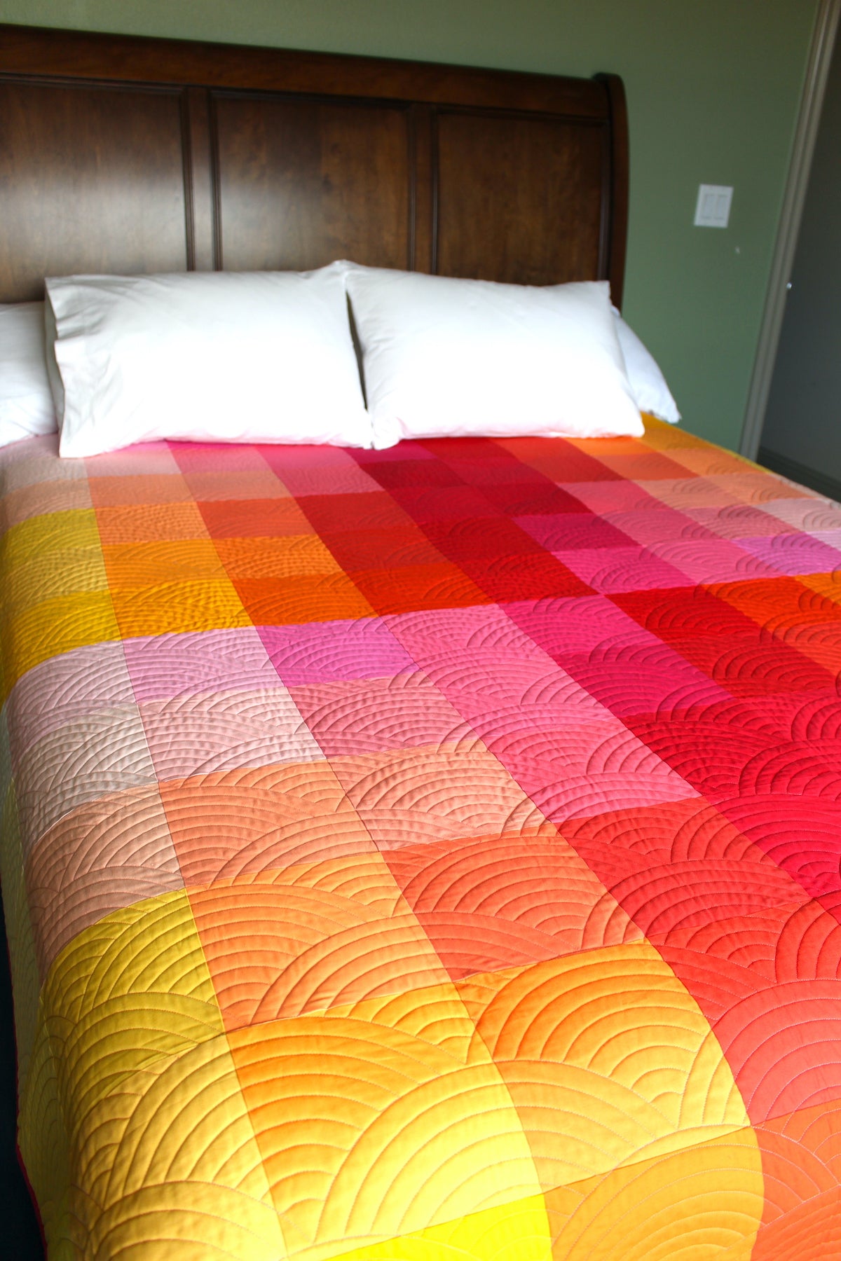Gradient Grid Quilt: YRM - Sewfinity