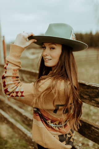 Alli Western Fashion Influencer