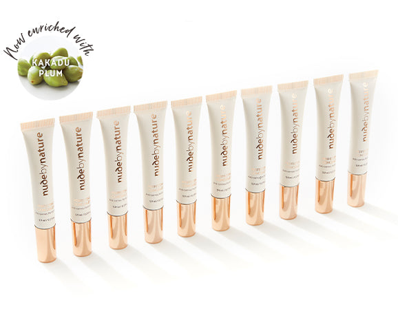 Perfecting concealer group shot