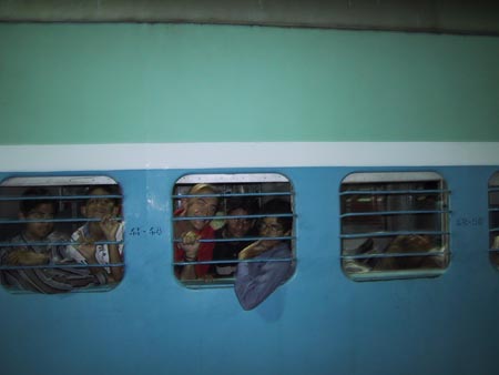 Australian Cricket Tours - Our First Adventure On Indian Railways In 2001, From Mumbai To Nagpur