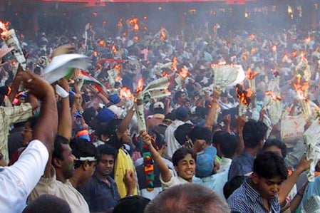 Australian Cricket Tours - The Indian Crowd Sets Paper Alight After Victory At Eden Gardens, Kolkata During The 2nd Test Match Between Australia vs India 2001