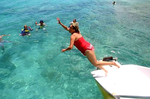 Australian Cricket Tours - Diving Into The Tranquil Waters Of Antigua & Barbuda