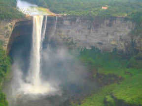 Australian Cricket Tours - Flying Over Kaieteur Falls, Guyana