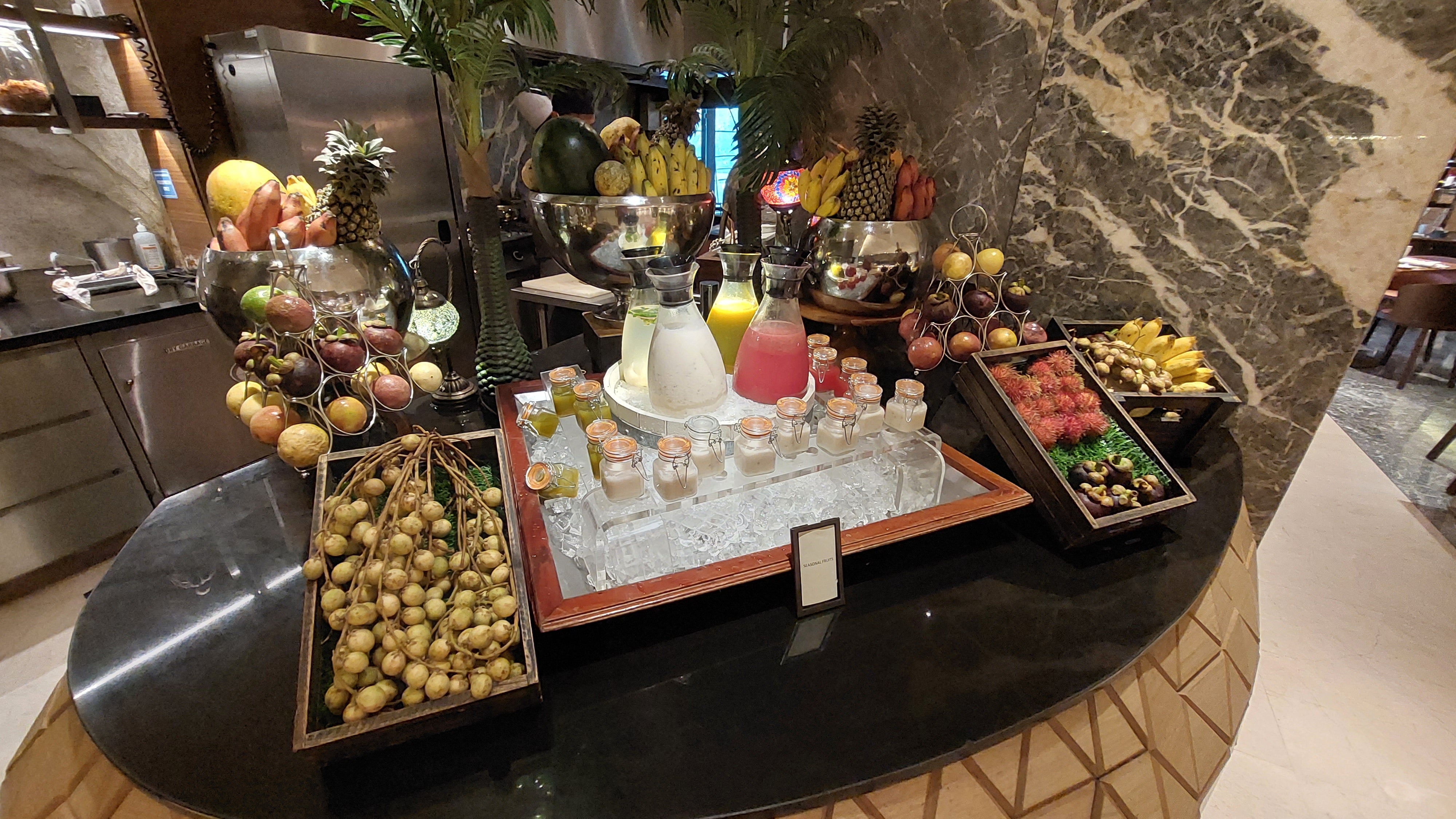 Fresh Breakfast Juices & Smoothies At Graze Restaurant Hilton Colombo | Colombo | Sri Lanka