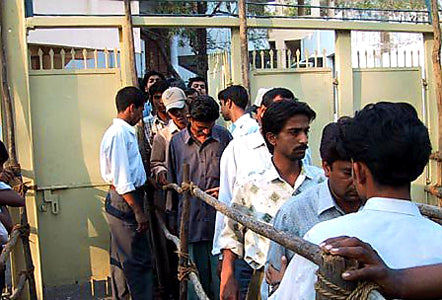 Australian Cricket Tours - Entry Is Strict Into Eden Gardens, Kolkata During The 2nd Test Match Between Australia vs India 2001