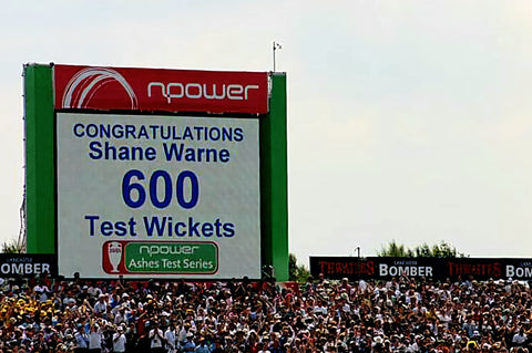 The Scoreboard Congratulates Shane Warne For His 600th Test Wicket, Taken During The 3rd Ashes Test Match At Old Trafford, Manchester, In 2005 | Australian Cricket Tours