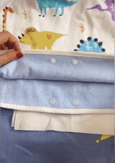 Cette maman crée un pyjama étanche et lavable pour les enfants qui font pipi  au lit