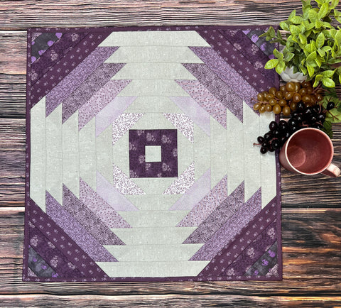 Table topper quilt pattern (Fresh Cut) by Gudrun Erla (GE Designs)