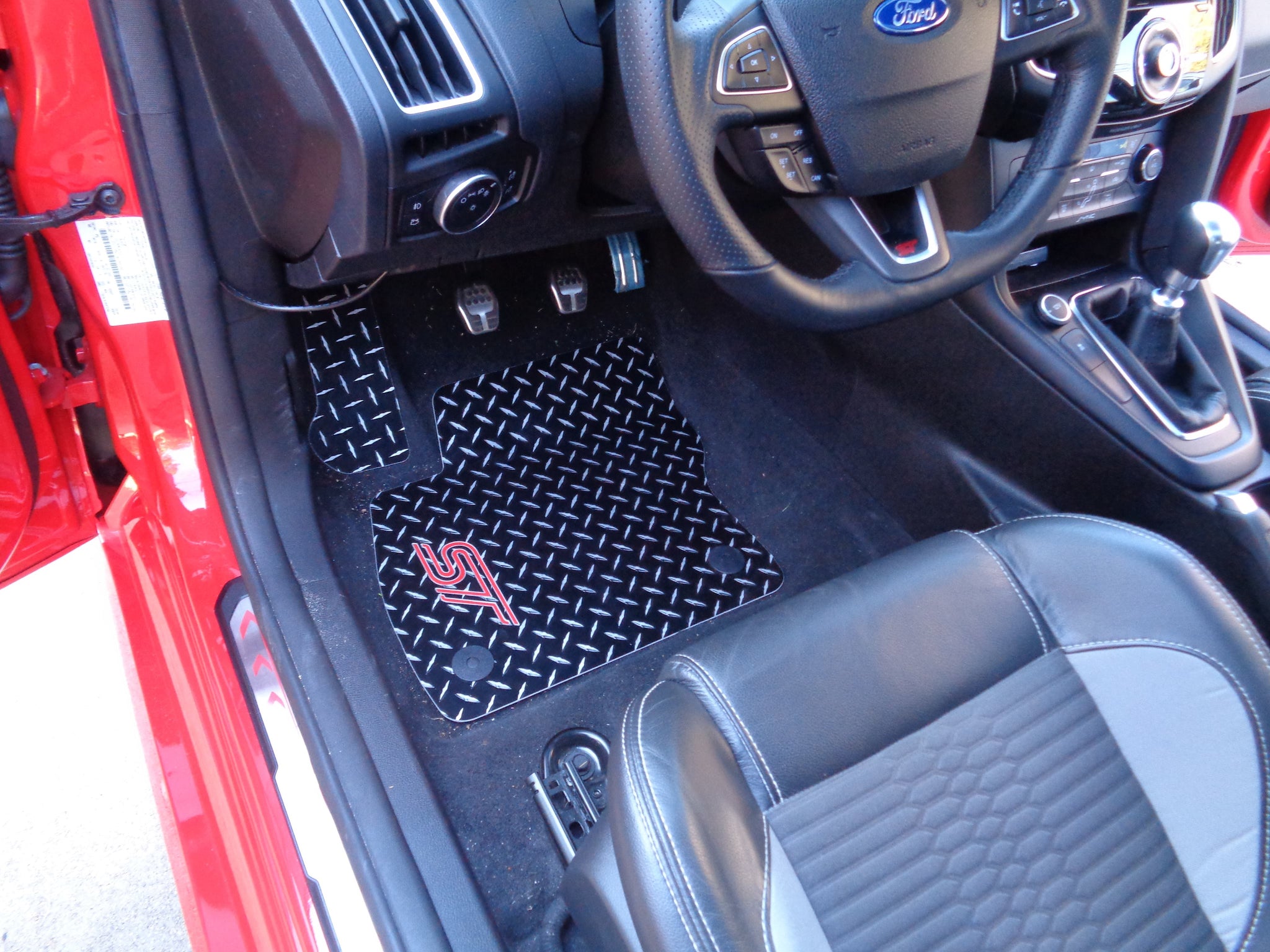 Ford Focus St Aluminum Floor Mats Mtm Autoworks