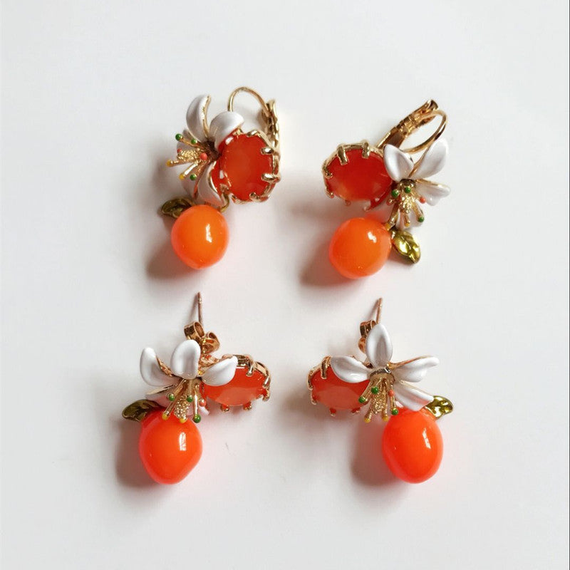 LES NEREIDES Orange Blossom And Honey Crystal Sleeper Earrings   Bluesaloncom