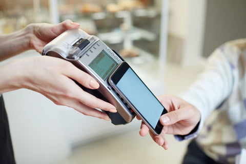 Apple Pay, Why You Need Contactless Payment in Your Shop (and How to Use it)