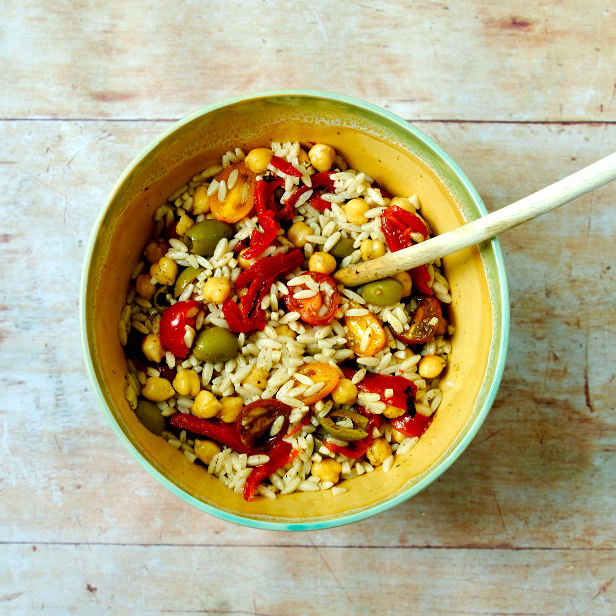 Vegan Agrozimi spelt orzo salad with chick peas