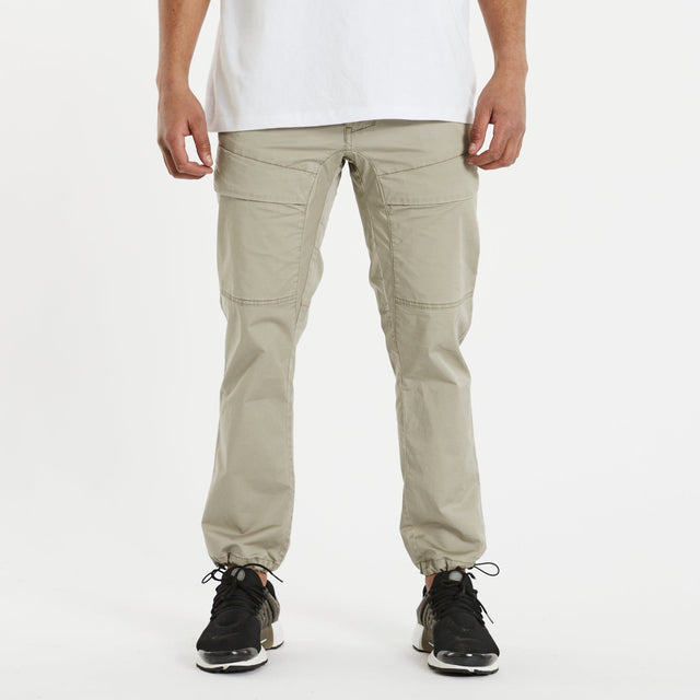 V Cargo Pants – Saradoro