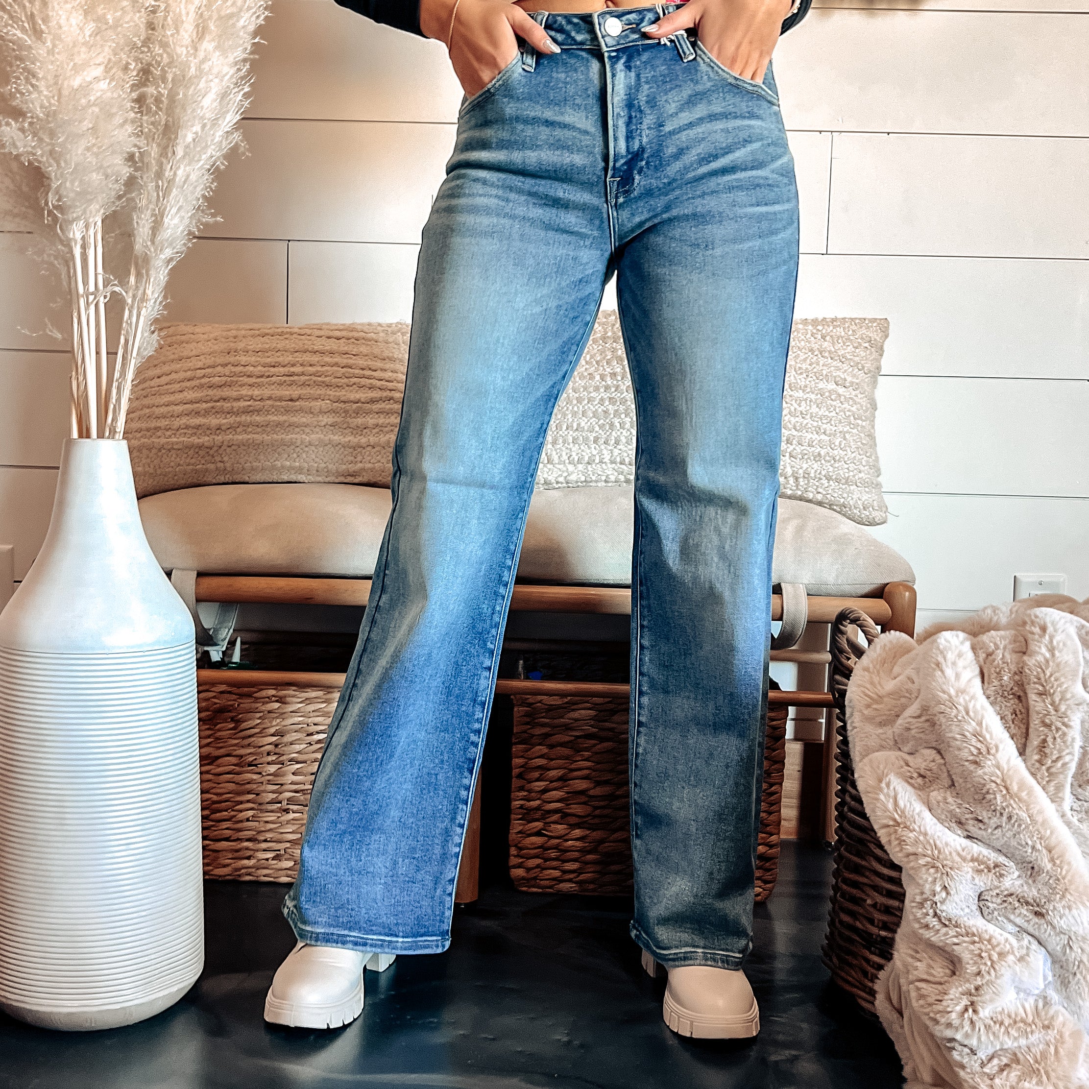 RISEN Mid-Rise Wide Leg Jean – Prickly Pear TX