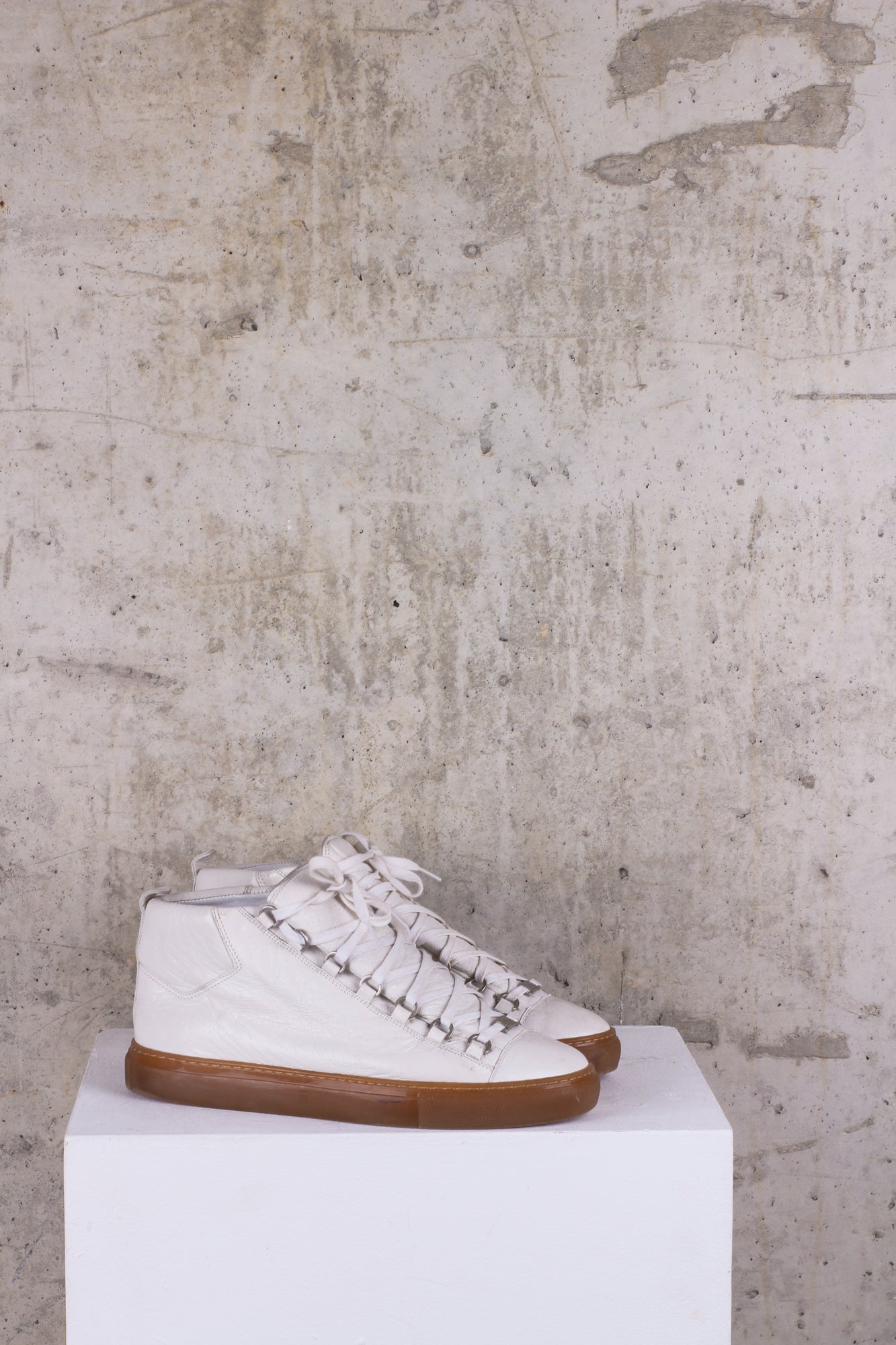 balenciaga mens low white