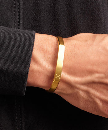 Picture of Ace Cuff Bracelet - Gold