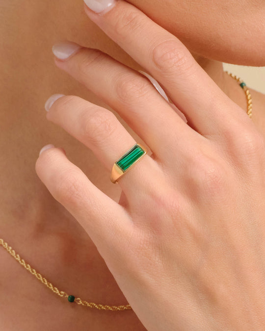 Womens Beveled Malachite Signet Ring - Image 2/2