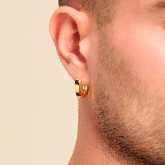 Chic Gold Twisted Pattern Hoop Earrings – www.pipabella.com