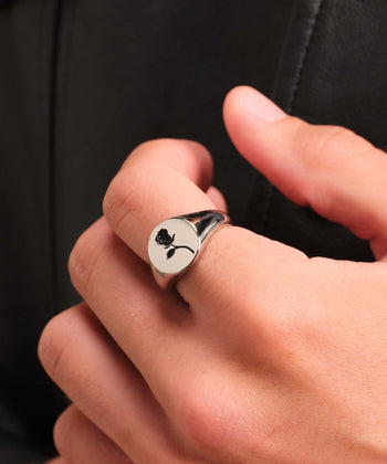 Picture of Heritage Rose Signet Ring